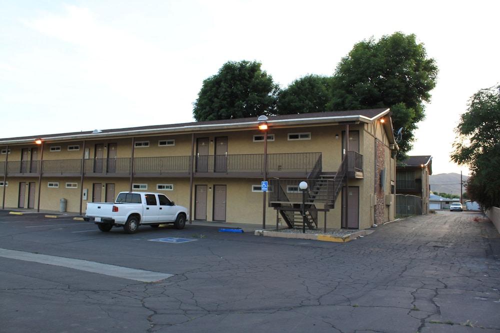Menifee Inn Exteriör bild